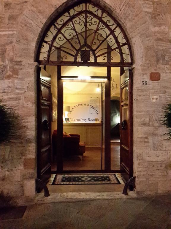 Casa Torre Margherita Couette-café San Gimignano